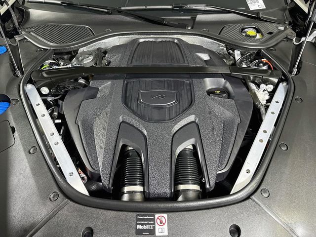 2026 Porsche Panamera 4 E-Hybrid - Photo 24