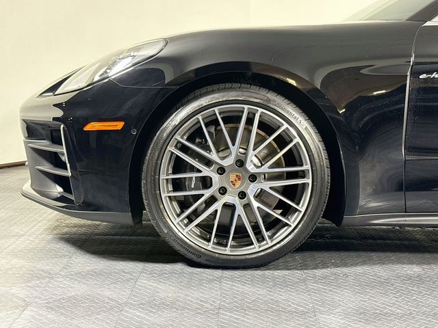2026 Porsche Panamera 4 E-Hybrid - Photo 25