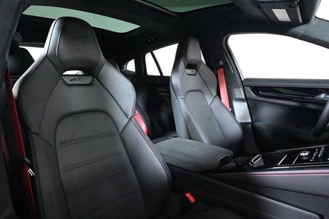 2026 Porsche Panamera GTS AWD - 23004737 - 16