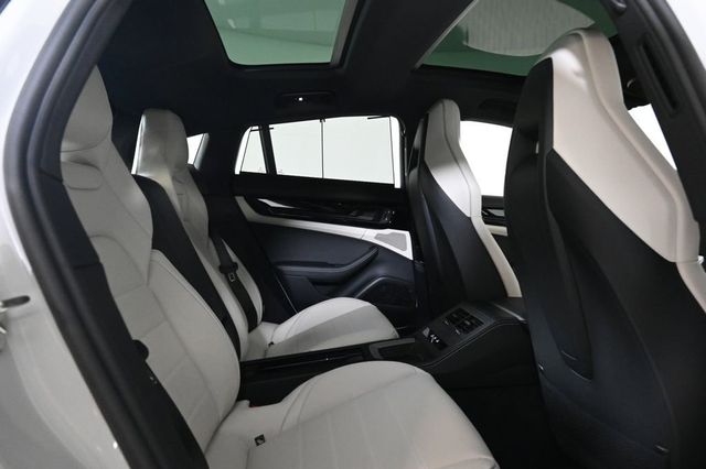 2026 Porsche Panamera RWD - 22944971 - 16