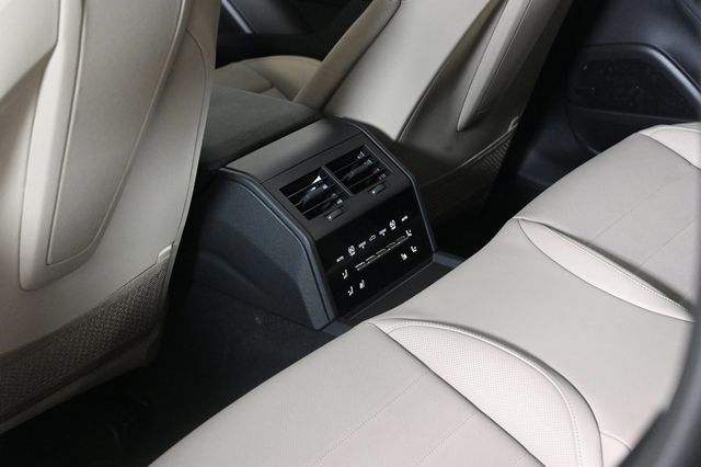 2026 Porsche Panamera RWD - 22954906 - 18