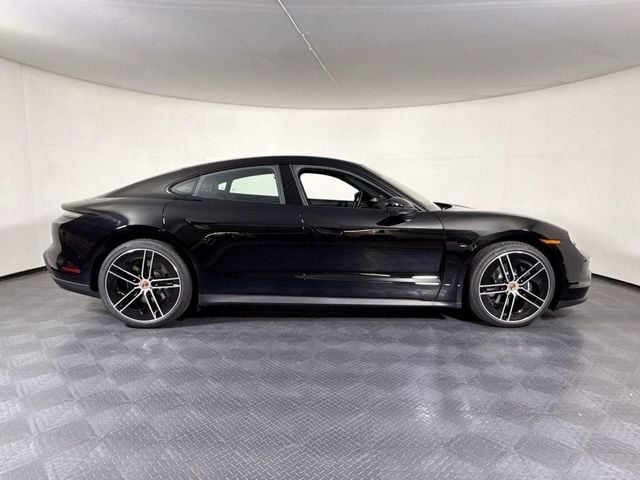 2026 Porsche Taycan 4 AWD - 23075661 - 7