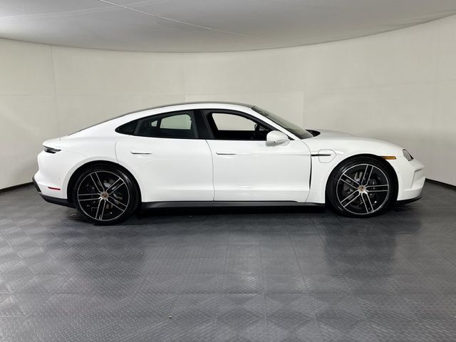 2026 Porsche Taycan 4 AWD - 23085481 - 7