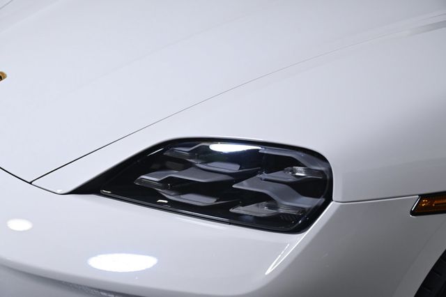 2026 Porsche Taycan Black Edition RWD - 23003499 - 23
