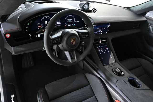 2026 Porsche Taycan GTS AWD - 22944985 - 3