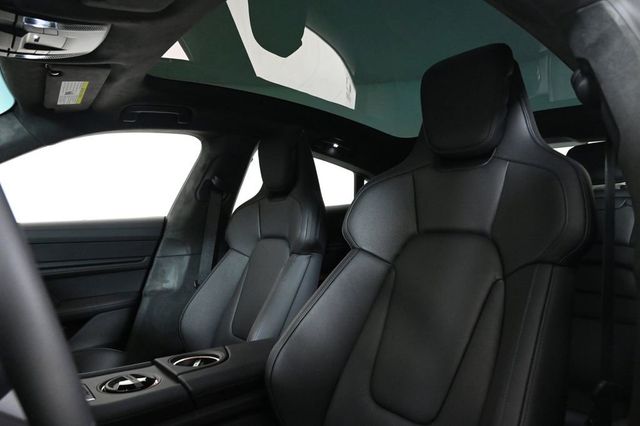 2026 Porsche Taycan GTS AWD - 22944990 - 4