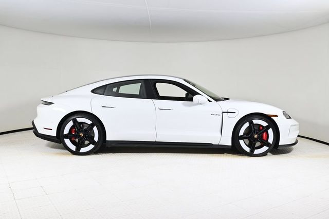 2026 Porsche Taycan GTS AWD - 22944990 - 7