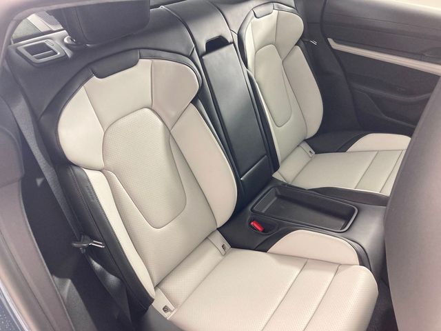 2026 Porsche Taycan GTS AWD - 22969005 - 18