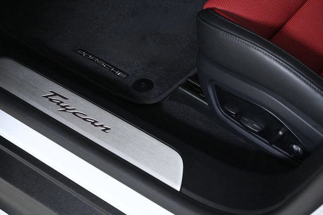 2026 Porsche Taycan RWD - 22945013 - 21