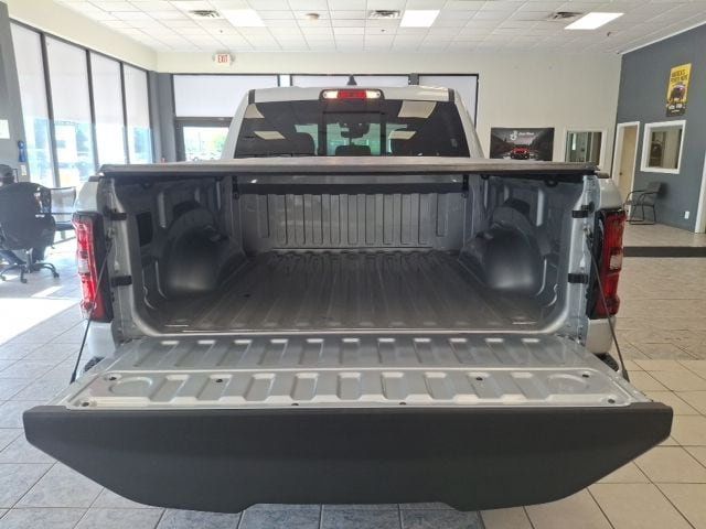 2026 Ram 1500 BIG HORN CREW CAB 4X4 5'7 BOX - 23077196 - 19