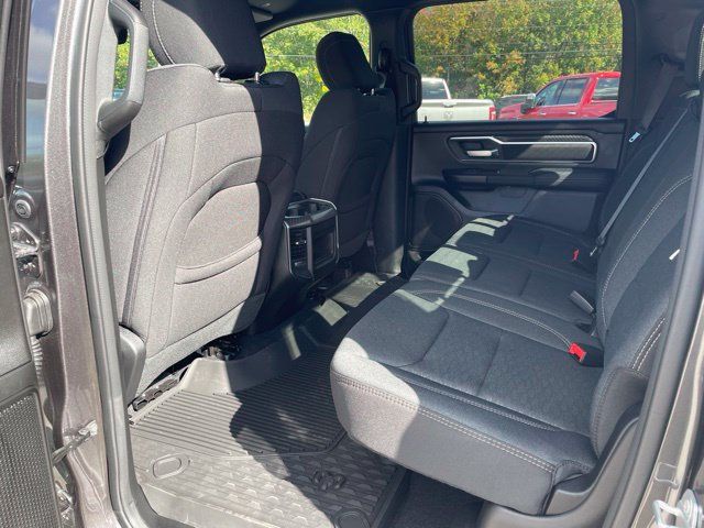 2026 Ram 1500 BIG HORN CREW CAB 4X4 5'7 BOX - 23077306 - 19