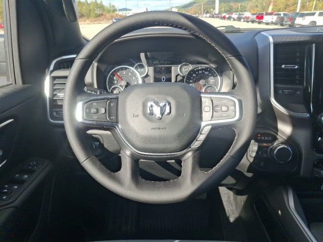 2026 Ram 1500 BIG HORN CREW CAB 4X4 5'7 BOX - 23077391 - 15