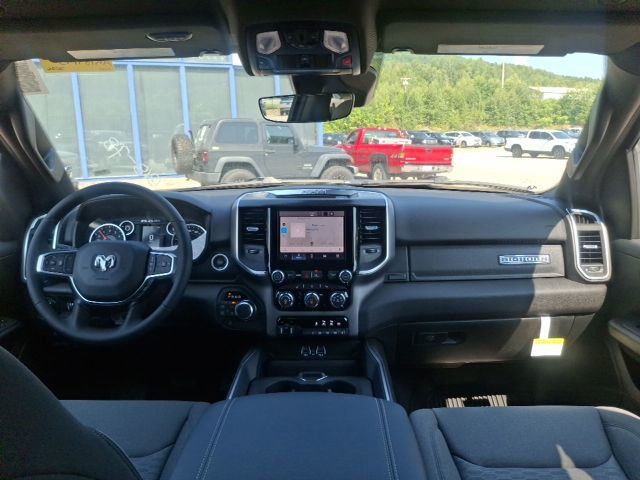 2026 Ram 1500 BIG HORN CREW CAB 4X4 5'7 BOX - 23077392 - 13