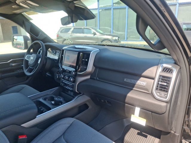 2026 Ram 1500 BIG HORN CREW CAB 4X4 5'7 BOX - 23077392 - 30