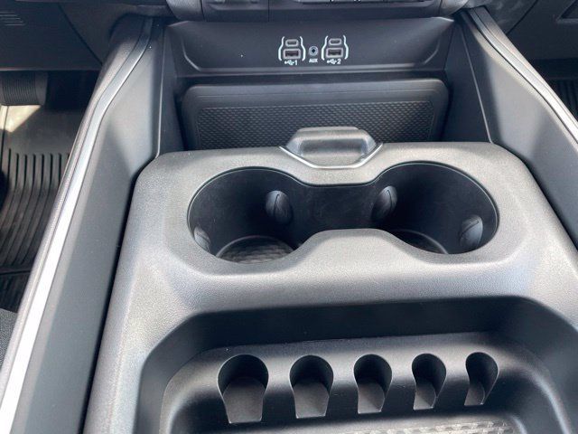 2026 Ram 1500 BIG HORN CREW CAB 4X4 5'7 BOX - 23077431 - 17
