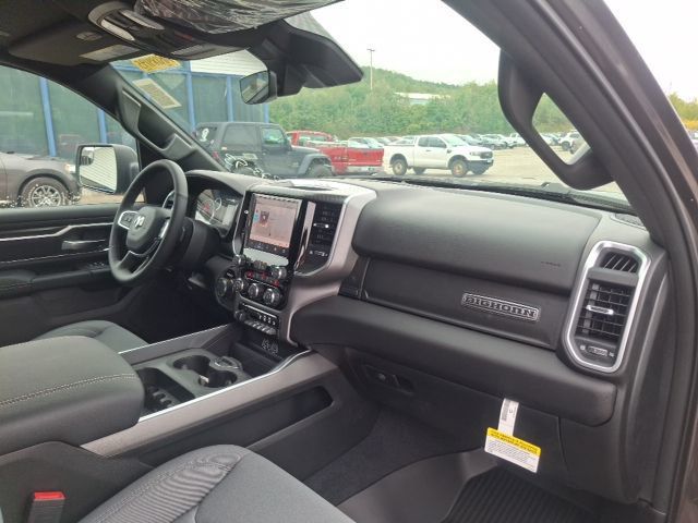 2026 Ram 1500 BIG HORN CREW CAB 4X4 5'7 BOX - 23077474 - 29