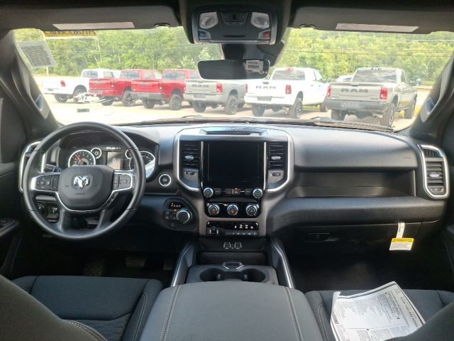2026 Ram 1500 BIG HORN CREW CAB 4X4 5'7 BOX - 23077652 - 13
