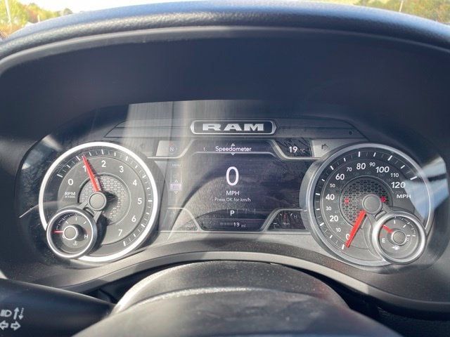 2026 Ram 1500 EXPRESS CREW CAB 4X4 5'7 BOX - 23077531 - 11
