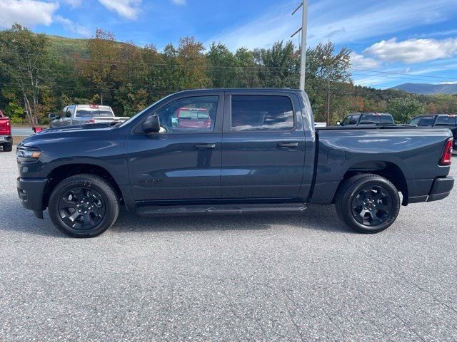 2026 Ram 1500 EXPRESS CREW CAB 4X4 5'7 BOX - 23077531 - 3