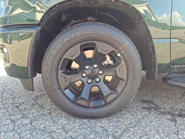 2026 Ram 1500 EXPRESS CREW CAB 4X4 5'7 BOX - 23077653 - 27