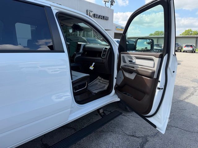 2026 Ram 1500 Laramie 4x4 Crew Cab 5'7" Box - 23007286 - 7