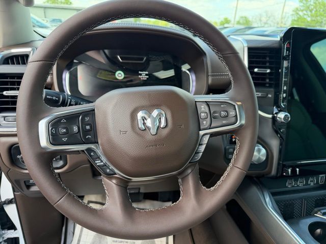 2026 Ram 1500 Laramie 4x4 Crew Cab 5'7" Box - 23007286 - 8