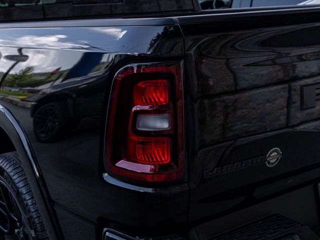 2026 Ram 1500 LARAMIE CREW CAB 4X4 - 23077463 - 37