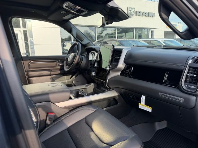 2026 Ram 1500 Rebel 4x4 Crew Cab 5'7" Box - 22997195 - 7