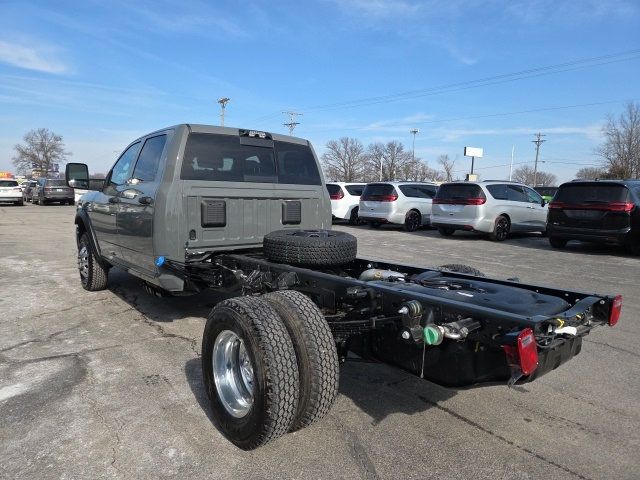 2026 Ram 3500 Chassis Cab Tradesman 4WD Crew Cab 60" CA 172.4" WB - 22964244 - 3