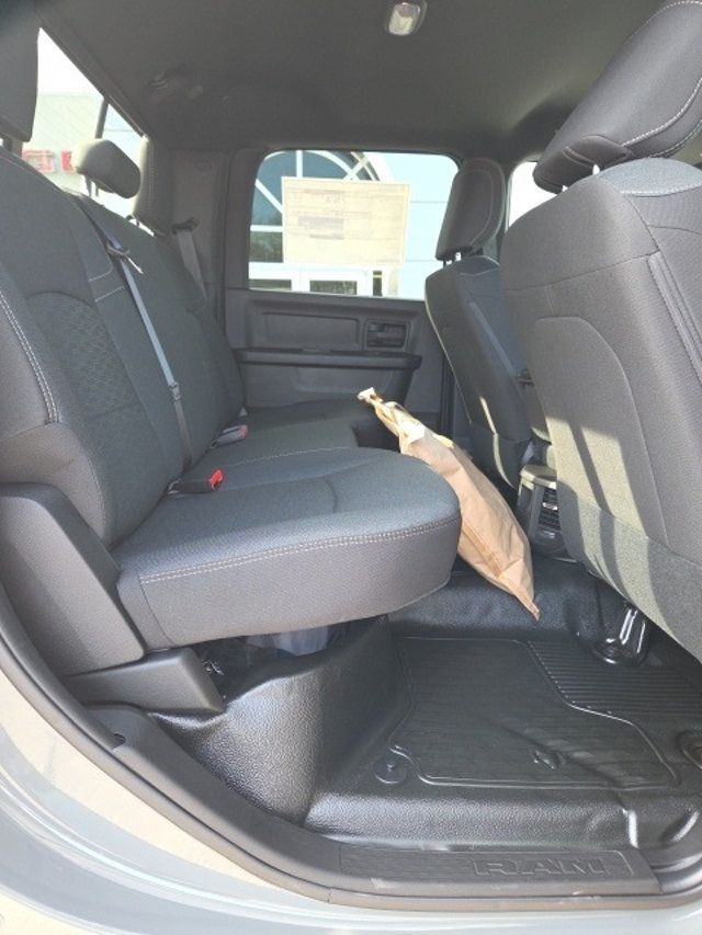 2026 Ram 3500 Chassis Cab Tradesman 4WD Crew Cab 60" CA 172.4" WB - 22964244 - 7