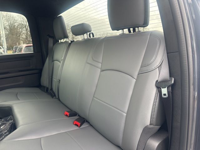 2026 Ram 3500 Chassis Cab Tradesman 4WD Crew Cab 60" CA 172.4" WB - 22964249 - 11