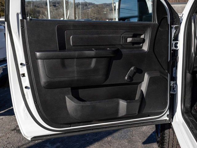 2026 Ram 3500 Chassis Cab TRADESMAN  REGULAR  4X4 60' CA - 23078016 - 10