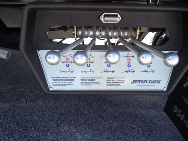 2026 Ram 5500 BIG HORN w/ 20ft JerrDan Car Carrier 6 Ton Wide Low Pro Rollback - 22991290 - 33