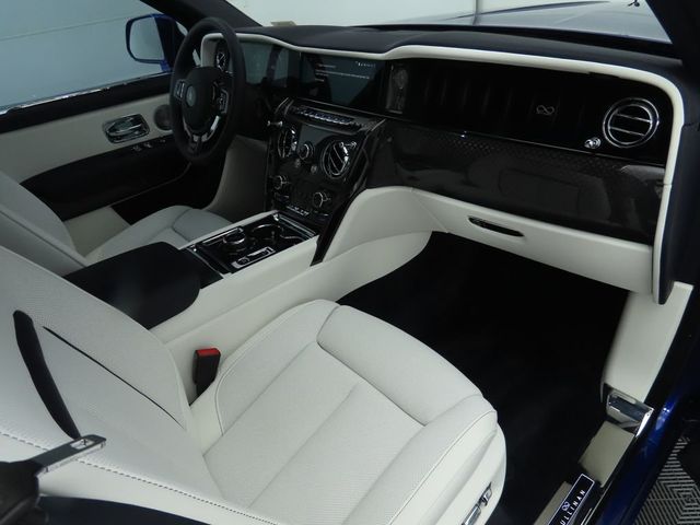 2026 Rolls-Royce Black Badge Cullinan - 22922357 - 17