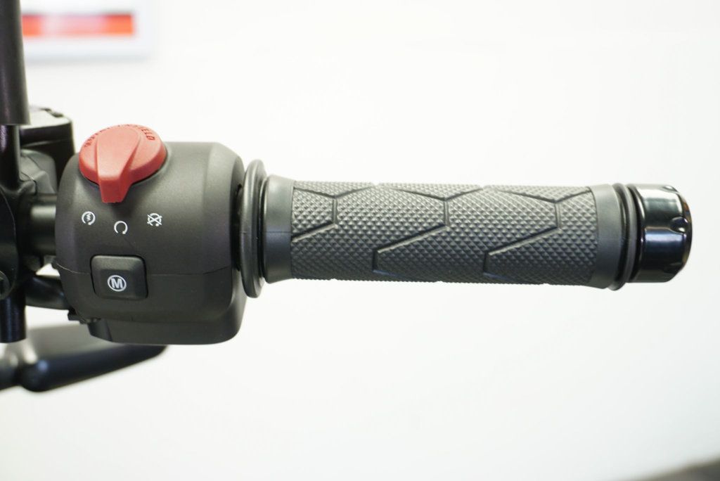 2026 ROYAL ENFIELD GUERRILLA 450 MODERN ROADSTER!!! - 22904075 - 11