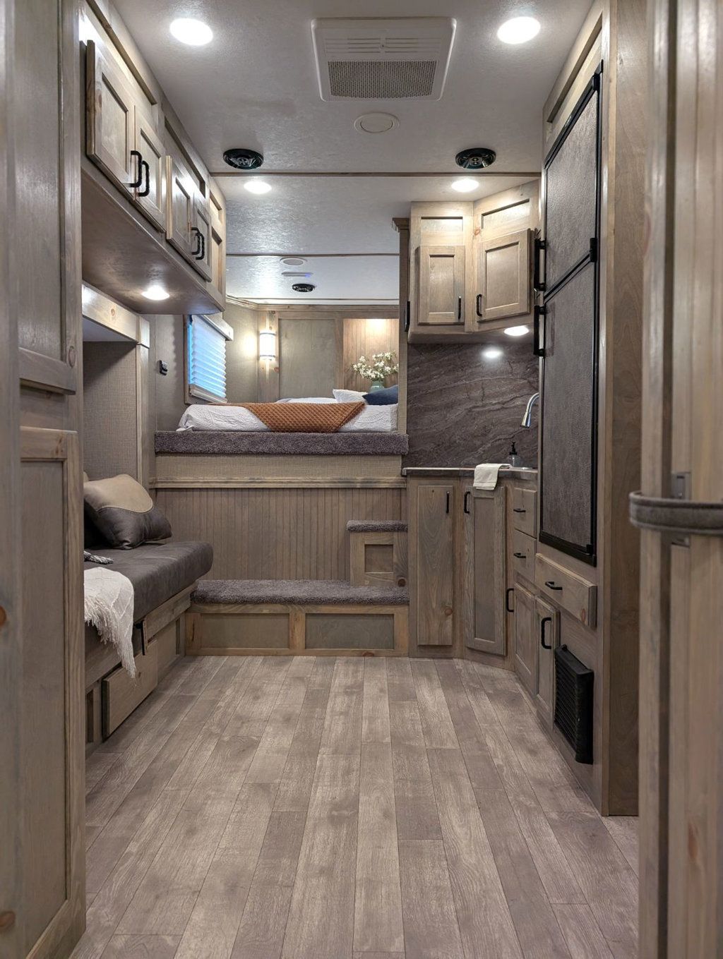 2026 Shadow 28 foot Rolling Garage w/ 14 foot Living Quarters  - 22996306 - 13