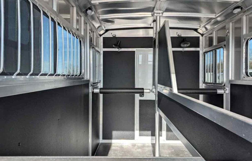 2026 Shadow 2 Horse Kingmate Straight Load  - 22983803 - 7