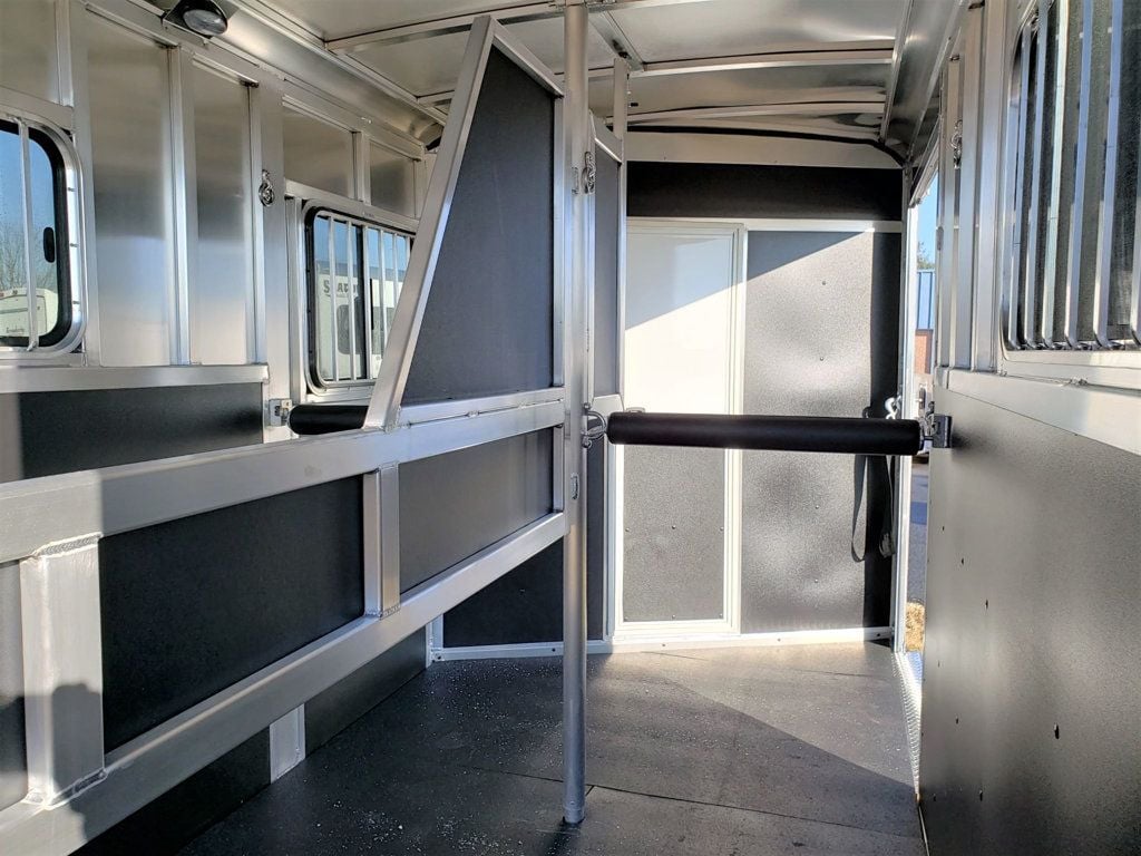 2026 Shadow 2 Horse KingMate Straight Load with Side Ramp  - 22902988 - 9