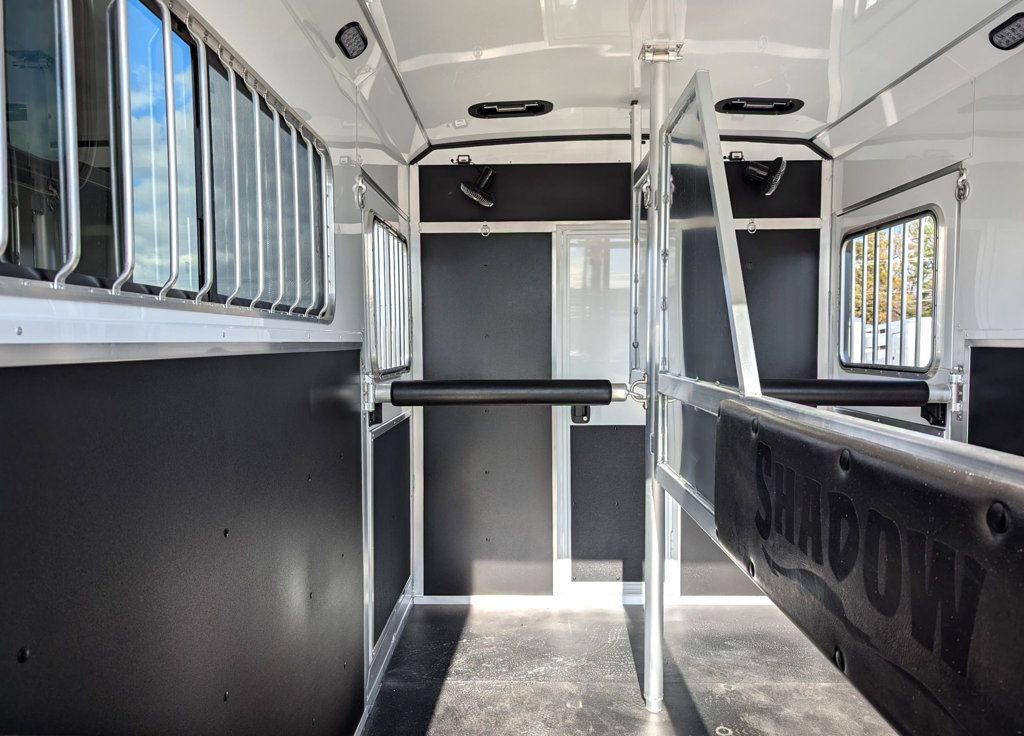 2026 Shadow 2 Horse KingPro Straight Load Queen Tack GooseNeck  - 22953913 - 8