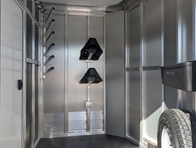 2026 Shadow 2 Horse KingPro Straight Load w/ Queen Tack  - 22953845 - 2