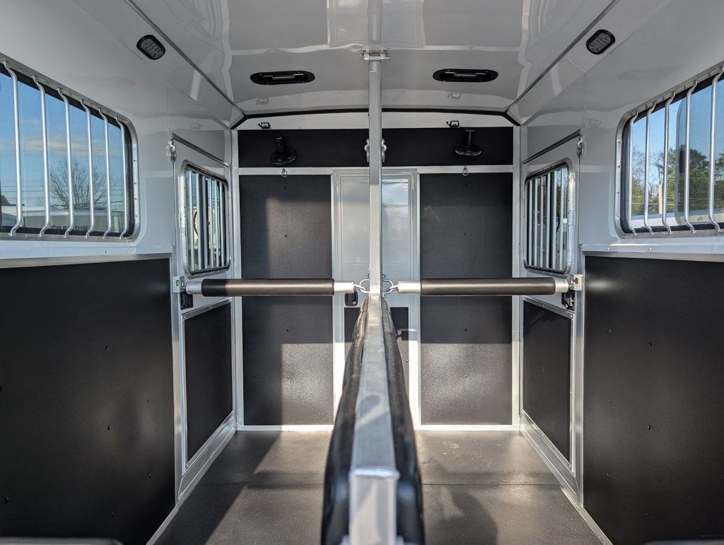 2026 Shadow 2 Horse KingPro Straight Load w/ Queen Tack  - 22953845 - 5