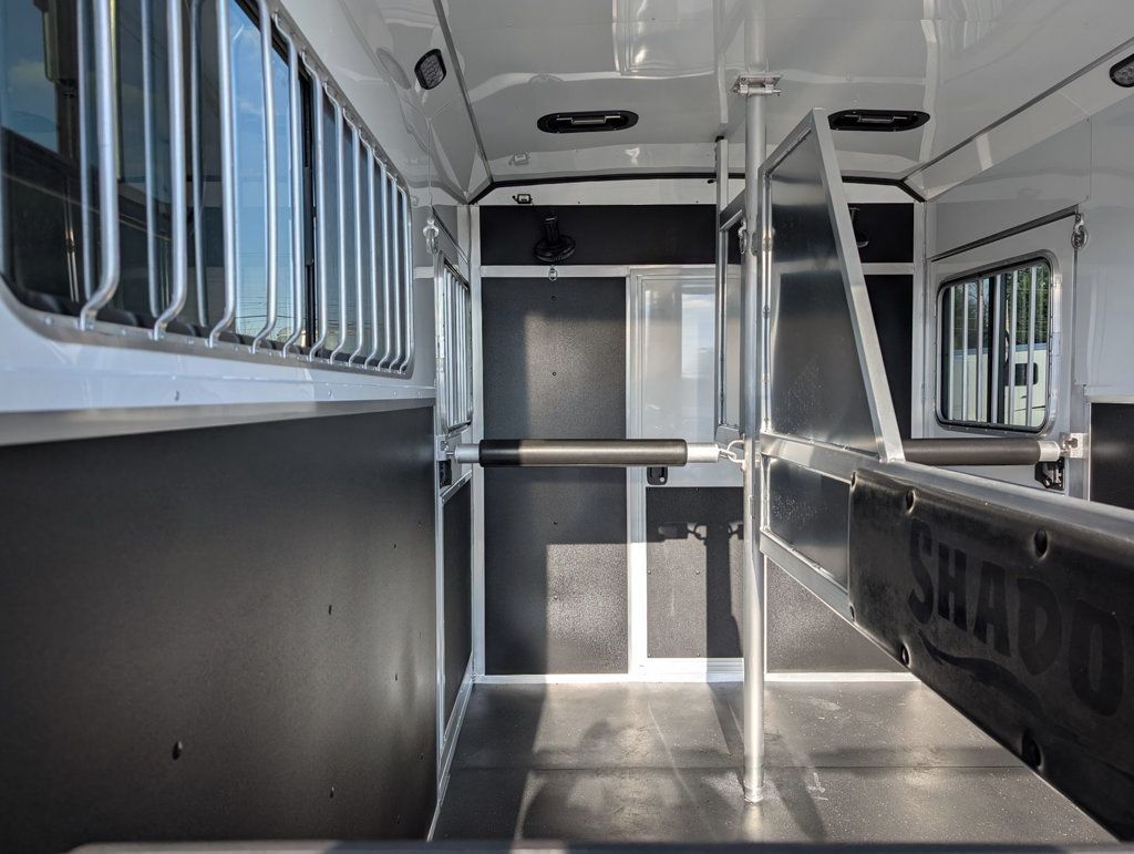 2026 Shadow 2 Horse KingPro Straight Load w/ Queen Tack  - 22953845 - 6