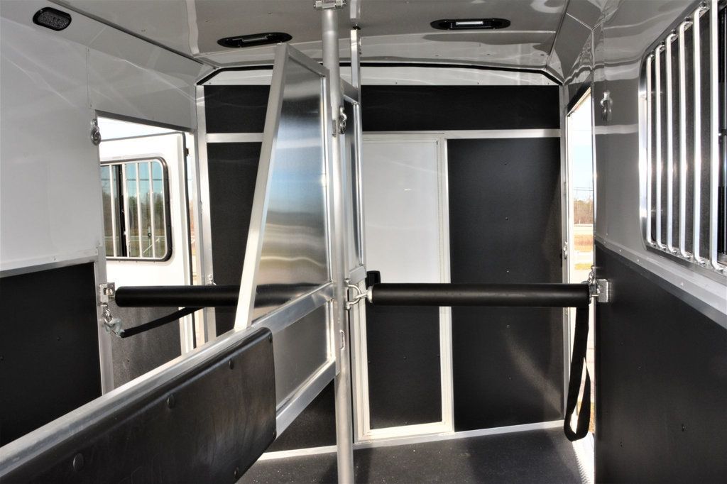 2026 Shadow 2 Horse KingPro Straight Load with Side Ramp  - 22959934 - 9