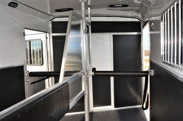 2026 Shadow 2 Horse KingPro Straight Load with Side Ramp  - 22959934 - 9