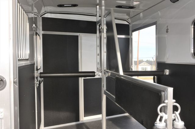 2026 Shadow 2 Horse KingPro Straight Load with Side Ramp  - 22959934 - 10