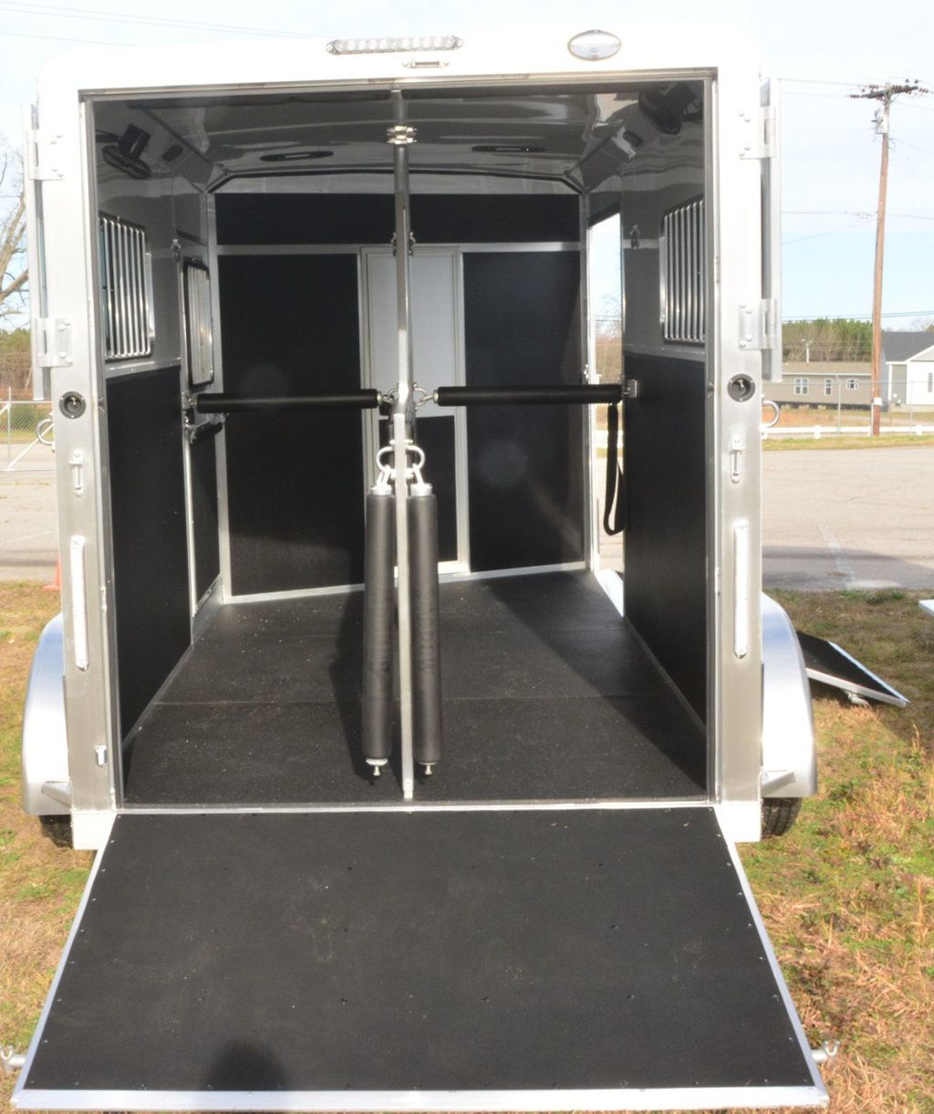 2026 Shadow 2 Horse KingPro Straight Load with Side Ramp  - 22959934 - 7