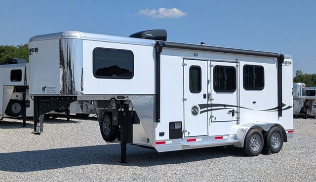 2026 Shadow 2 Horse Slant 5'6 Weekender Living Quarters  - 22880637 - 0