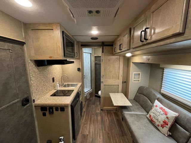 2026 Shadow 2 Horse Slant 9' Living Quarters with Slide  - 23006865 - 10