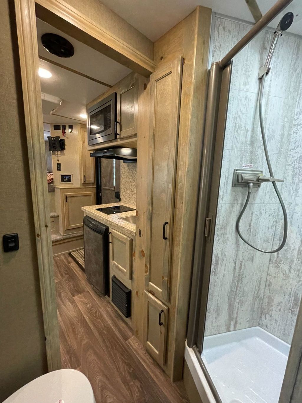 2026 Shadow 2 Horse Slant 9' Living Quarters with Slide  - 23006865 - 14