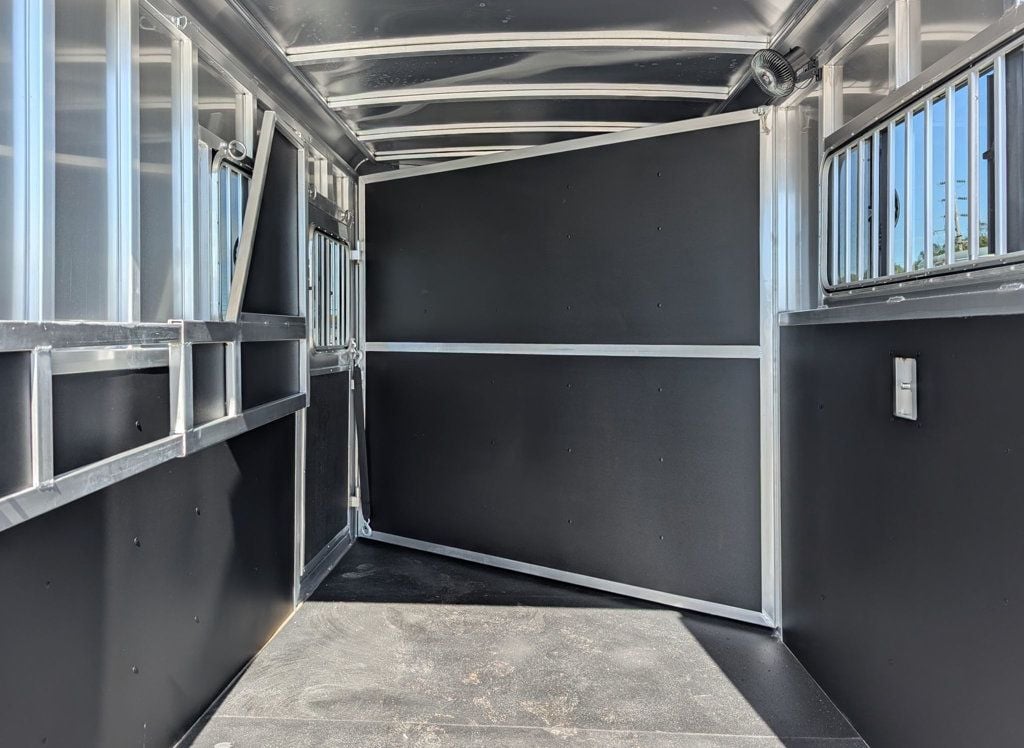 2026 Shadow 2 Horse Slant with Drop Feed Windows & Escape Door  - 22935942 - 6